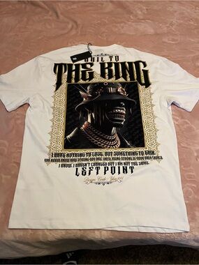 Left Point Men's White Graphic 'Hail to The King' Crew Neck T-Shirt